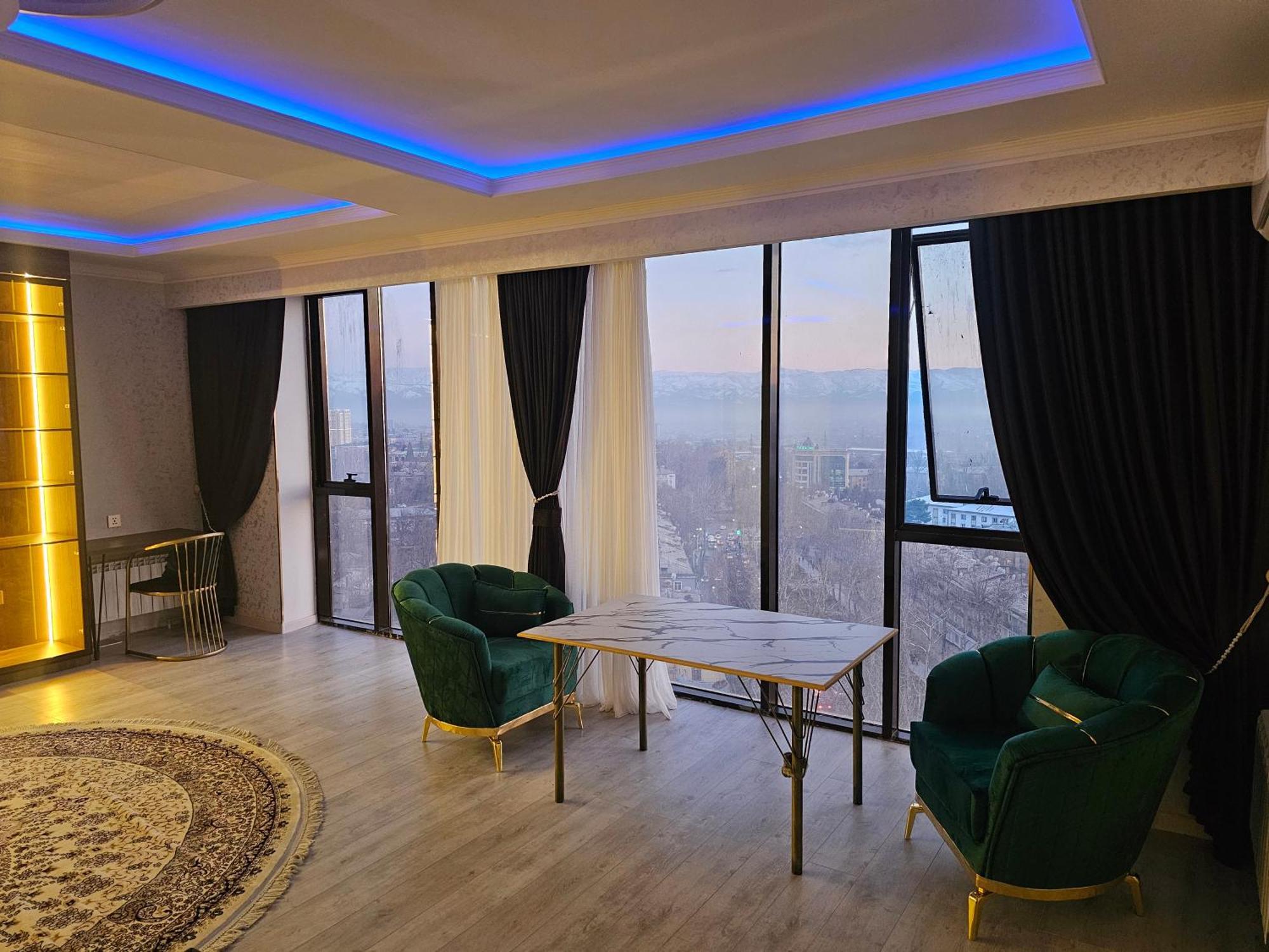 Baland Hotel Doesjanbe Buitenkant foto