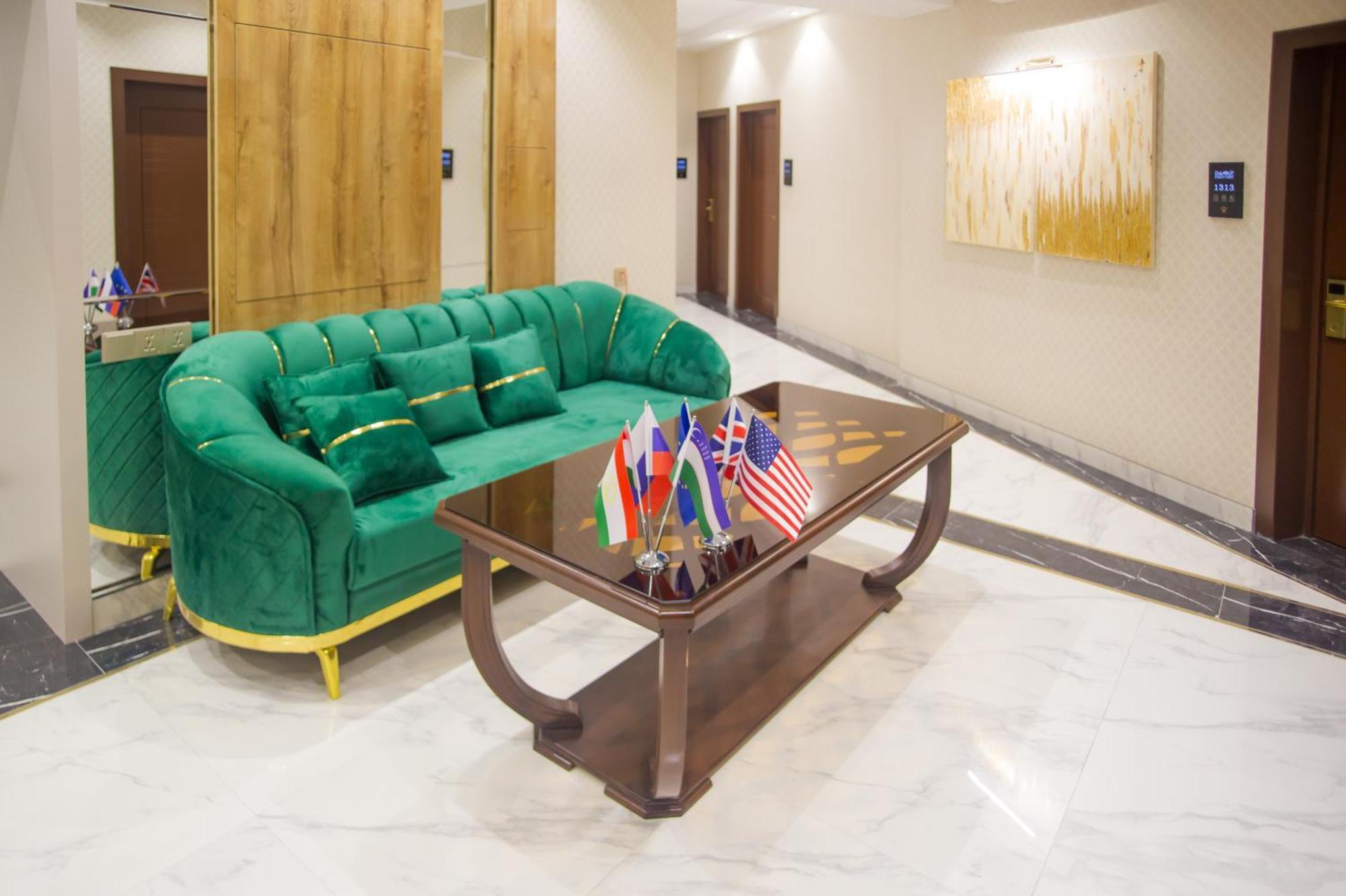 Baland Hotel Doesjanbe Buitenkant foto