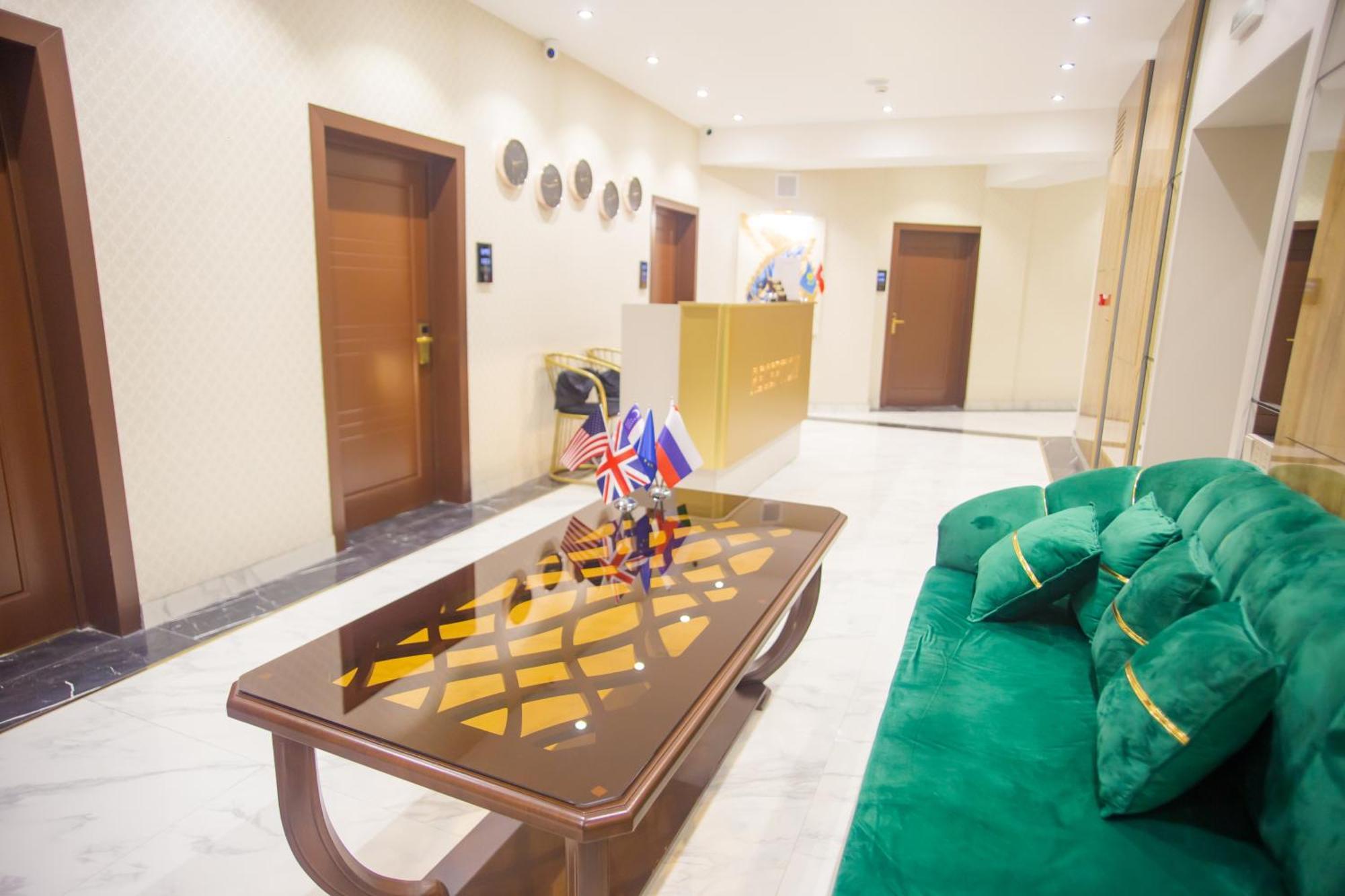 Baland Hotel Doesjanbe Buitenkant foto
