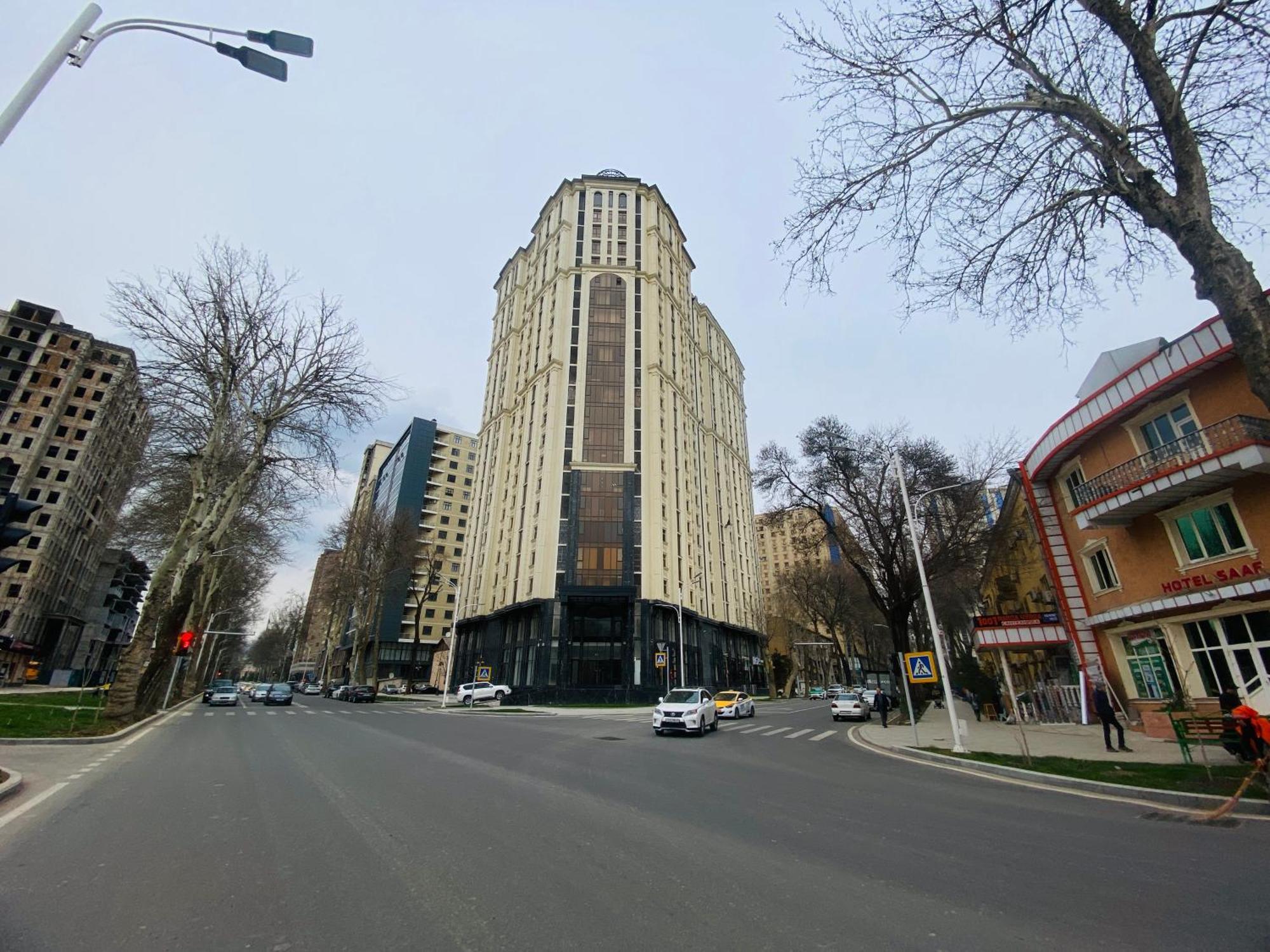 Baland Hotel Doesjanbe Buitenkant foto