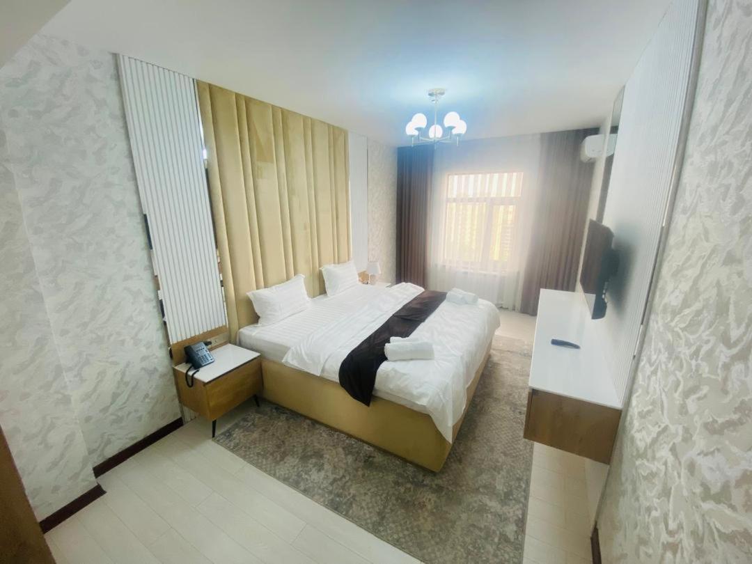 Baland Hotel Doesjanbe Buitenkant foto