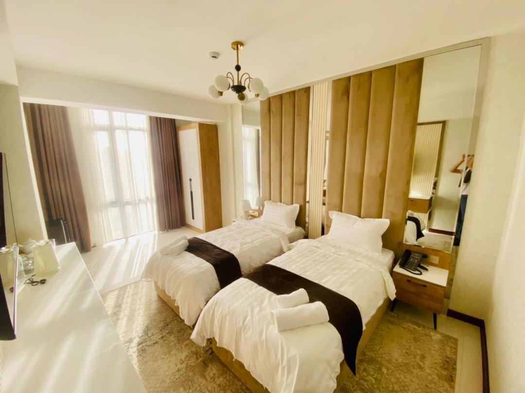 Baland Hotel Doesjanbe Buitenkant foto