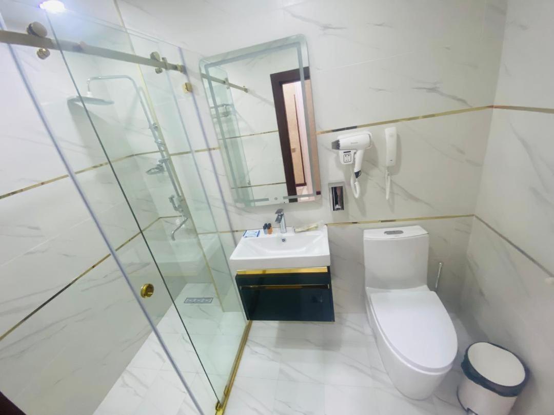 Baland Hotel Doesjanbe Buitenkant foto